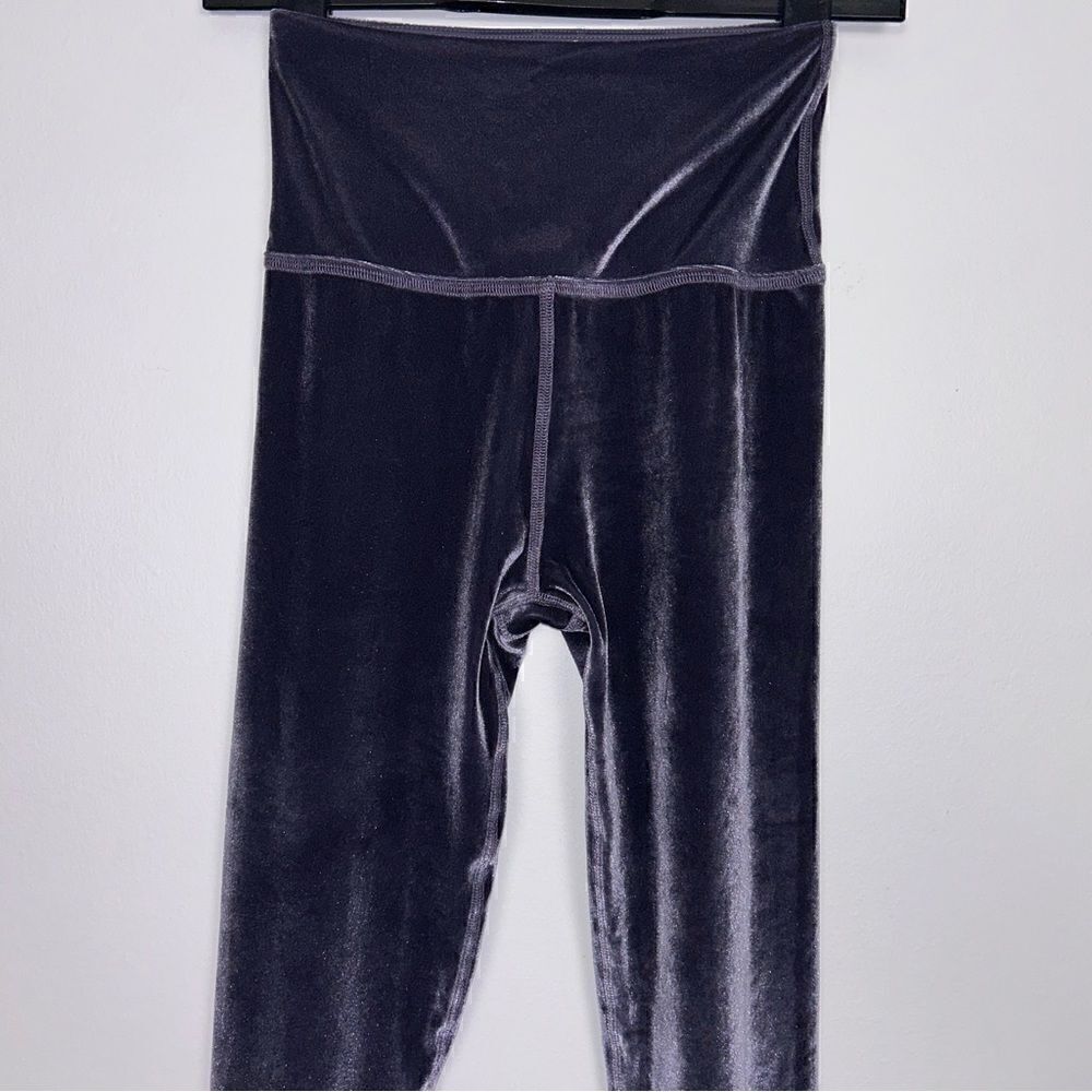 Beyond Yoga Velvet Motion High Waisted Midi Legging - Picture 4 of 11